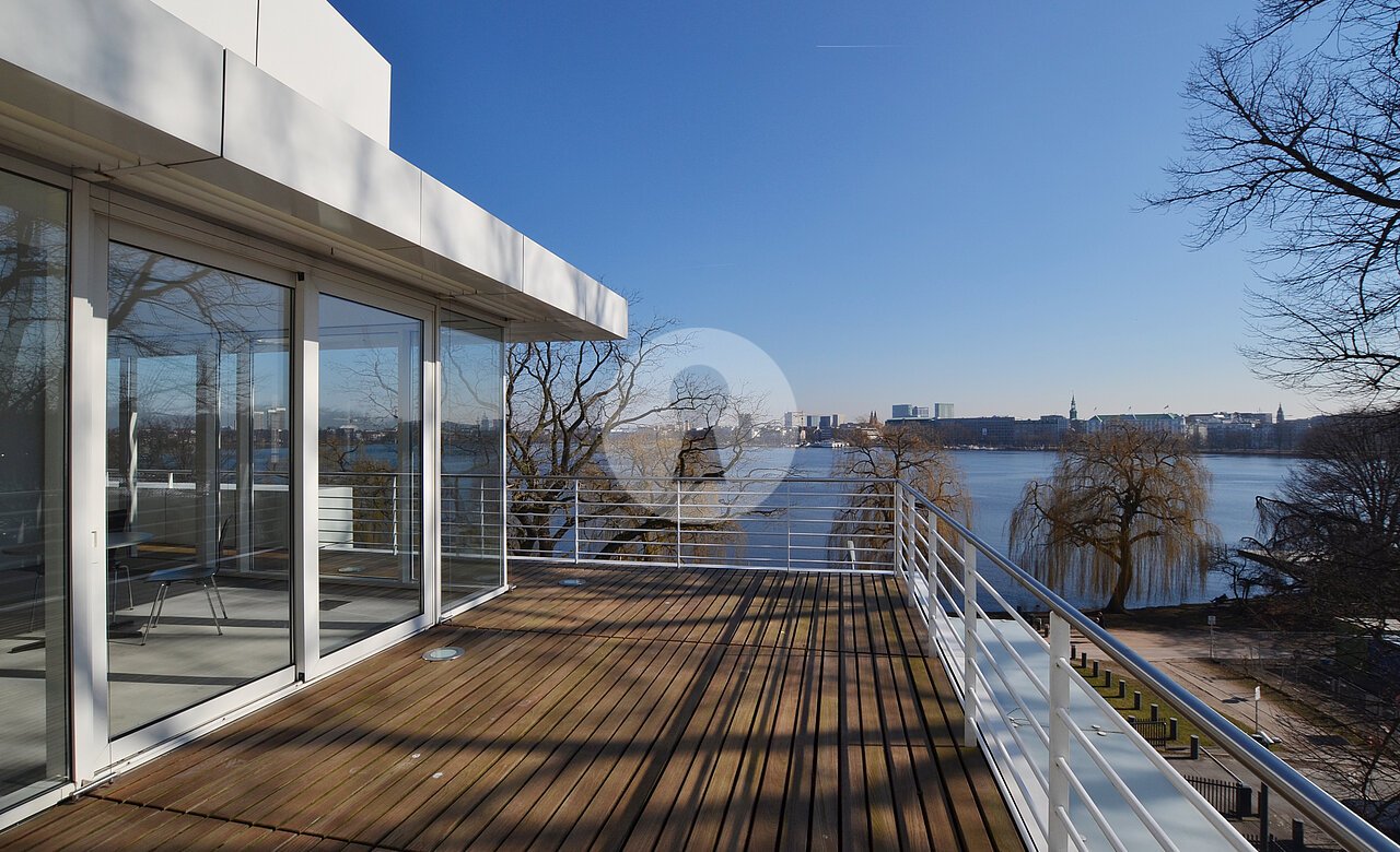 Alsterufer_Rotherbaum_Buero_mieten_Dachterrasse_Alsterblick_HIT